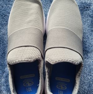 Mens athletic works memory foam tennis shoes, size 10.5 blue and gray